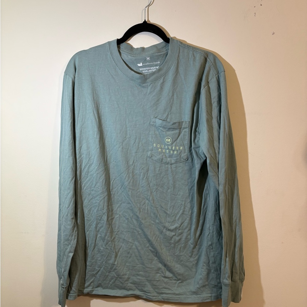 Southern Marsh Men's Medium‎ Long Sleeve T-Shirt front pocket logo Sage Green